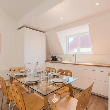 3 En Centre Et Proche Metro Apartment *