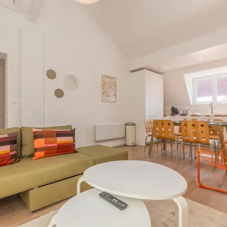 3 En Centre Et Proche Metro Croix